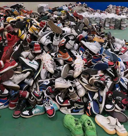 Picture 1 of YOUNG RICH SHOES collection