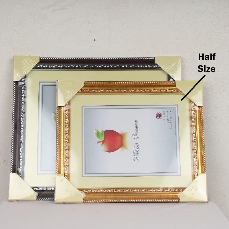 Picture 2 of Decorated Half Size Photo Frame